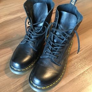 Dr. Martens Fascal 1460 EUC